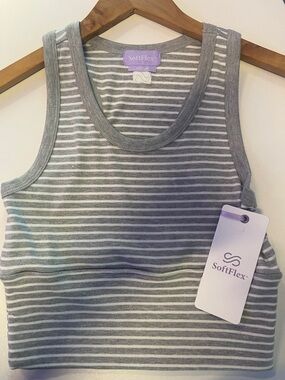 NWT Women's Gray & White Striped Tank Top med